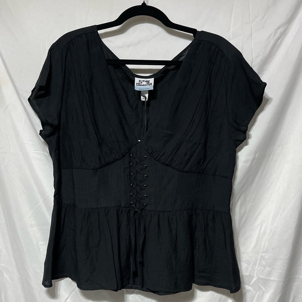 NWT Future Collection corset style side zipper top